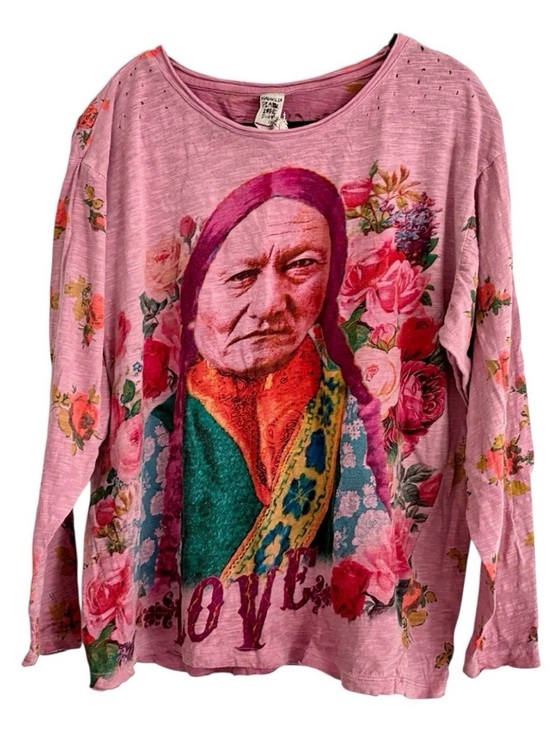 Magnolia Pearl Tops - Magnolia Pearl Pink Floral Long Sleeve Tee with Colorful Portrait